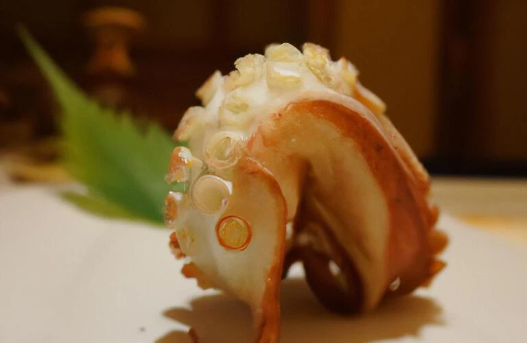 新鮮な海鮮をふんだんに使った、大阪の季節を感じるおまかせ料理の旅。