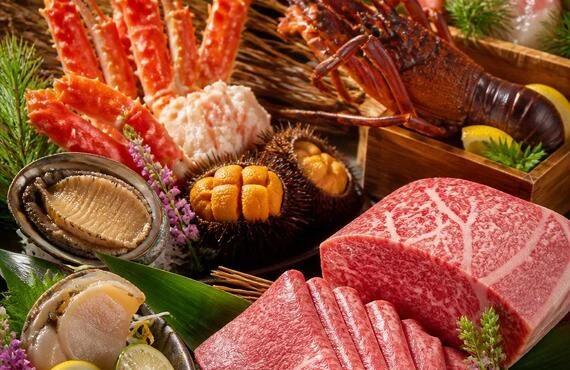 海鮮と和牛の贅沢な出会い！