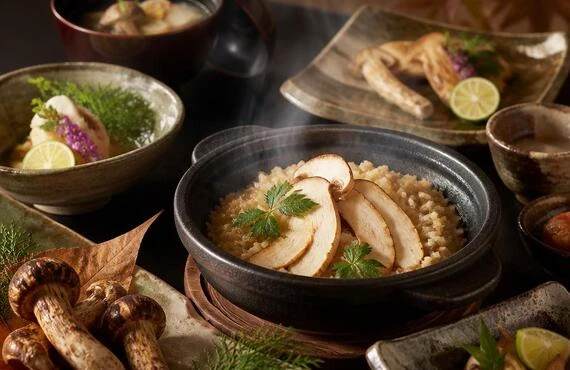 松茸の香りに包まれた極上の和食体験