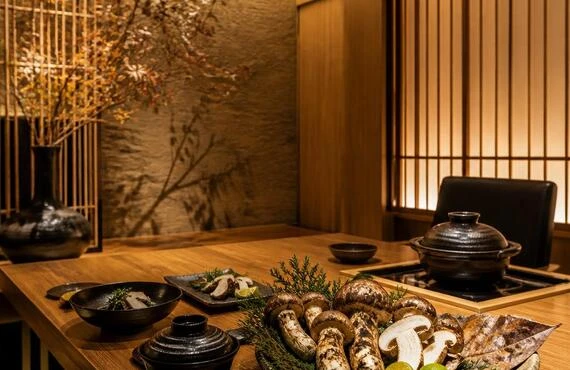 北新地で松茸の魅力を独占！おしゃれな個室で和食を堪能しよう。