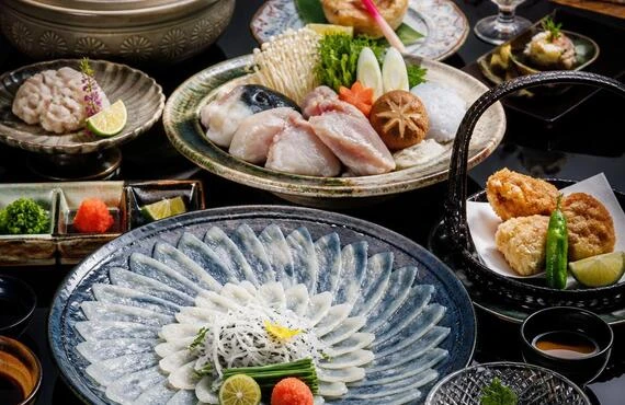 特別な記念日を、贅沢なふぐ料理で彩る。