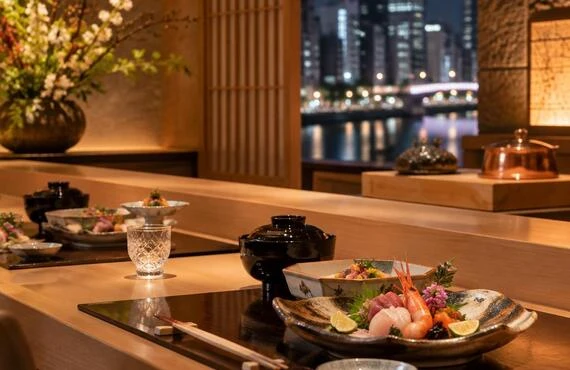 北新地で、大切な人と心ほどける和食のひとときを。接待も顔合わせも記念日も、旬を味わう割烹「よし留」で。